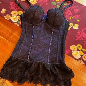 Elegant Black Lace Bustier